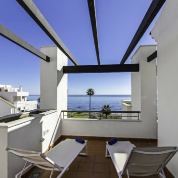 Penthouse perfectly positioned front line beach Casares del Mar, a holiday home and property investment opportunity Picture 6