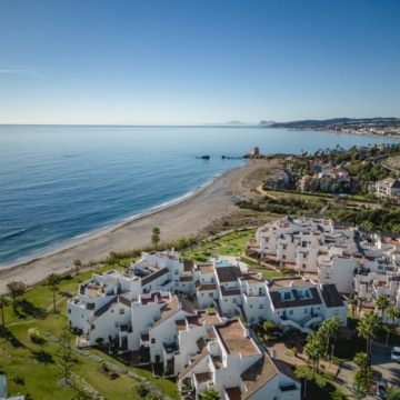 Casares del Mar front line beach key ready apartments and penthouses in Estepona Picture 22