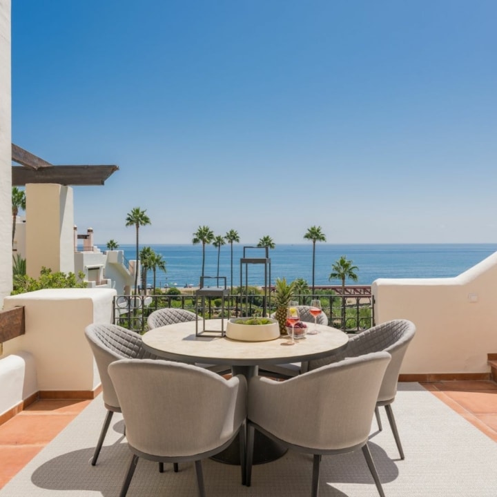 Fabulous beachfront duplex penthouse in a gated community of Bahia del Velerin, Estepona Picture