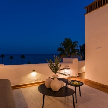 Fabulous beachfront duplex penthouse in a gated community of Bahia del Velerin, Estepona Picture 35