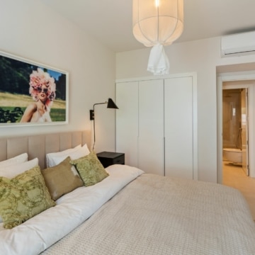 Elegant refurbished duplex townhouse situated in Aloha Golf, Marbella Picture 30