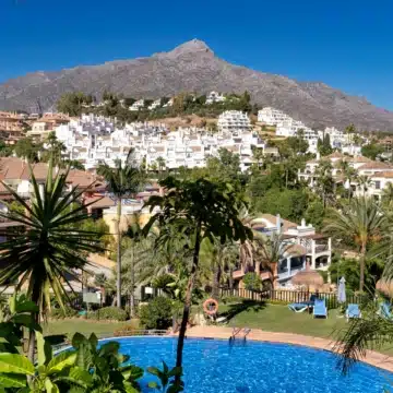 Recently renovated townhouse with unique interior in a prime location of Nueva Andalucia, Marbella Picture 36