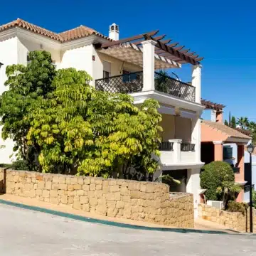 Recently renovated townhouse with unique interior in a prime location of Nueva Andalucia, Marbella Picture 47