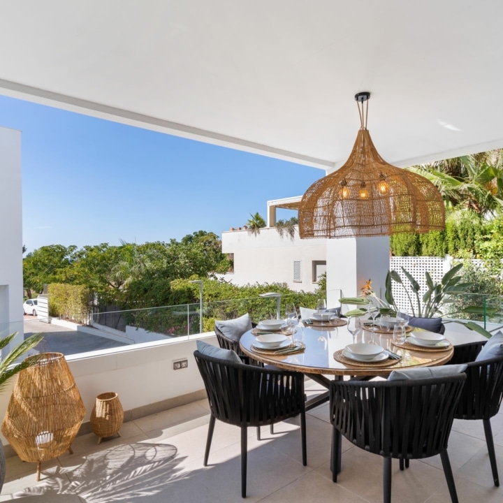 Newly built townhouse in a gated community in Nueva Andalucia, Marbella Picture