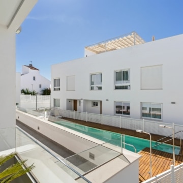 Newly built townhouse in a gated community in Nueva Andalucia, Marbella Picture 24