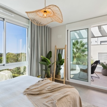 Newly built townhouse in a gated community in Nueva Andalucia, Marbella Picture 5