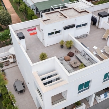 Newly built townhouse in a gated community in Nueva Andalucia, Marbella Picture 40