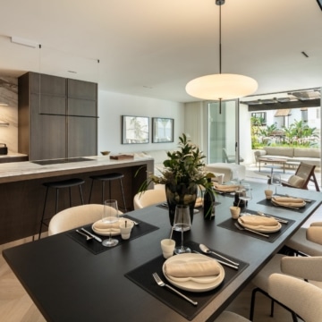 Modern apartment within the exclusive enclave of the Puente Romano Resort on the Marbella Golden Mile Picture 4