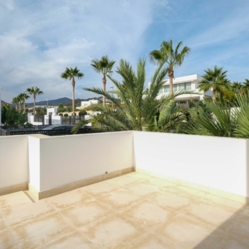 Luxurious modern villa located in the peaceful residential area of Rio Real Golf, Marbella Picture 24