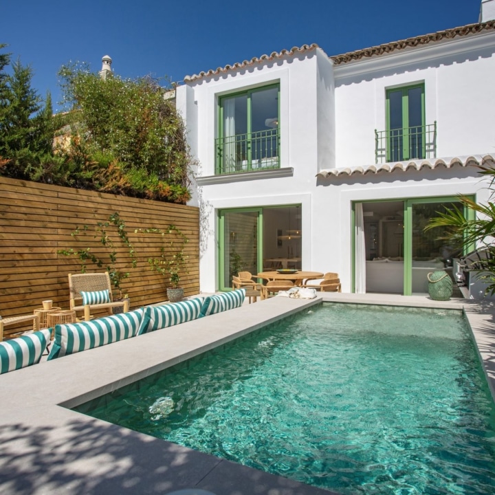 A renovated beachside townhouse in a prime location of San Pedro Playa, Marbella Picture