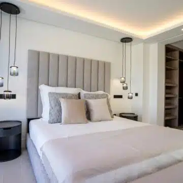 Newly finished modern and spacious villa in Las Brisas, Nueva Andalucia Picture 0