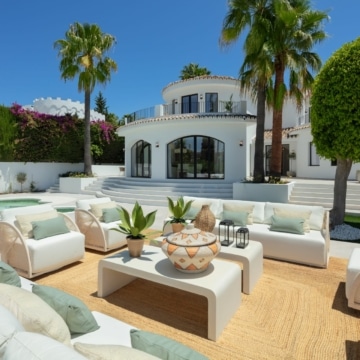 Captivating mediterranean villa in the heart of the golf valley, Nueva Andalucia Picture 27