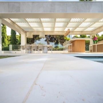 Spectacular villa within the serene gated community of Altos Reales, Marbella’s Golden Mile Picture 13