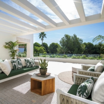 Spectacular villa within the serene gated community of Altos Reales, Marbella’s Golden Mile Picture 31