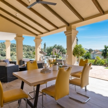 Charming villa with beautiful sea views in Calahonda, Mijas Costa Picture 29