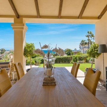 Charming villa with beautiful sea views in Calahonda, Mijas Costa Picture 30