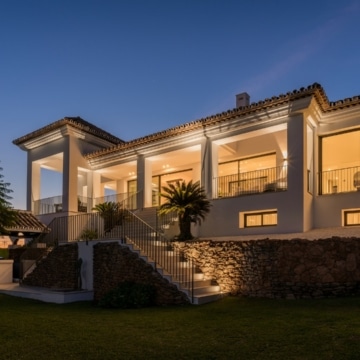 Spacious and majestic villa in the heart of Elviria, Marbella Picture 61