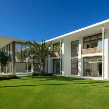 Exceptional golfside residence set on generous plot in Finca Cortesin Golfside Picture 19