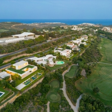 Stunning frontline golf villa boasting luscious garden in Finca Cortesin Golfside Picture 30