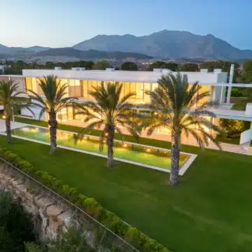 Superb villa with golf views and incredible landscaping in Finca Cortesin Golf Resort Picture 27