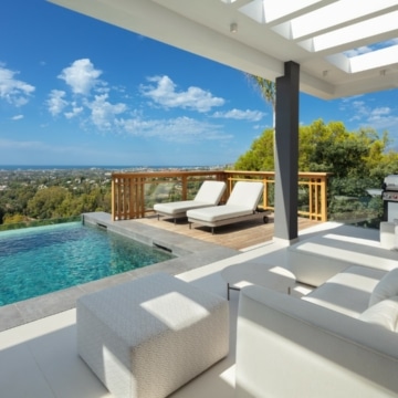 Newly built exquisite modern villa situated in the prestigious El Herrojo, Benahavis Picture 23