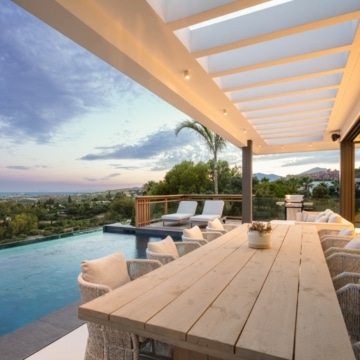 Newly built exquisite modern villa situated in the prestigious El Herrojo, Benahavis Picture 33