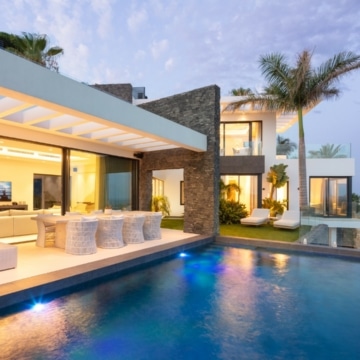 Newly built exquisite modern villa situated in the prestigious El Herrojo, Benahavis Picture 34