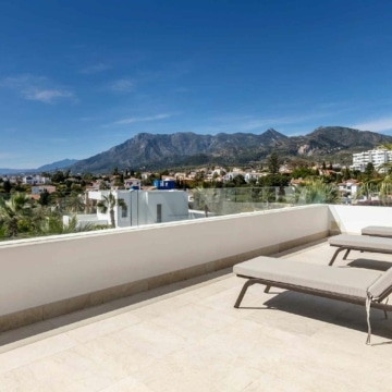 Contemporary designed 4 bed villa in the iconic La Finca de Marbella of Rio Real, Marbella Picture 3