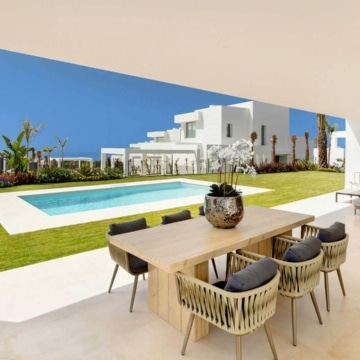 Contemporary designed 4 bed villa in the iconic La Finca de Marbella of Rio Real, Marbella Picture 1