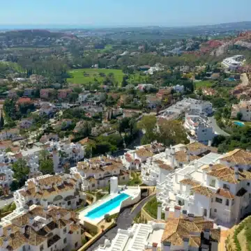 Modern luxury groundfloor apartment in Nueva Andalucia, Marbella Picture 65