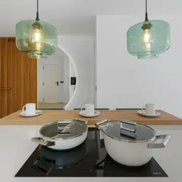 Charming penthouse with a modern scandinavian design in Nueva Andalucia, Marbella Picture 21