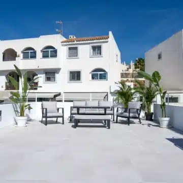 Charming penthouse with a modern scandinavian design in Nueva Andalucia, Marbella Picture 47