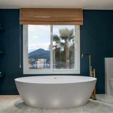 Elegant contemporary style penthouse in a prime location of La Heredia, Benahavis Picture 29