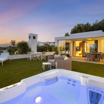 Beautiful duplex penthouse in the prestigious location of Sierra Blanca,Marbella Golden Mile Picture 17