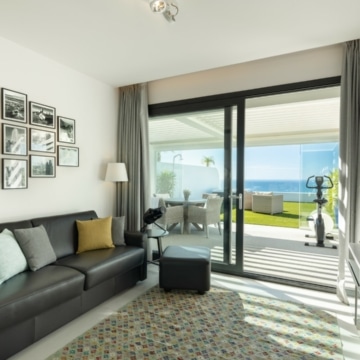 Beautiful duplex penthouse in the prestigious location of Sierra Blanca,Marbella Golden Mile Picture 6