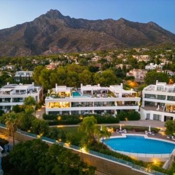 Beautiful duplex penthouse in the prestigious location of Sierra Blanca,Marbella Golden Mile Picture 19