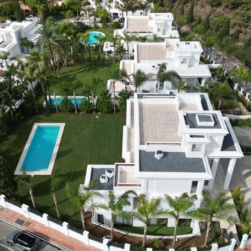 New built villa in the most prestigious location of Marbella Golden Mile, Marbella Picture 53