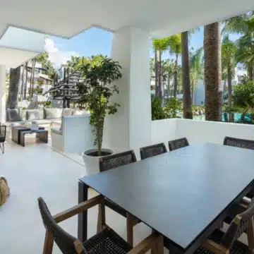 A remarkable apartment with bespoke interiors in Puente Romano, Marbella Golden Mile Picture 4