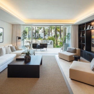 A remarkable apartment with bespoke interiors in Puente Romano, Marbella Golden Mile Picture 6