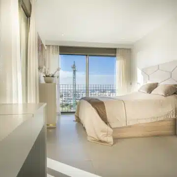 Brand new penthouse with mesmerizing views in the prestigious location of Las Mesas, Estepona Picture 17