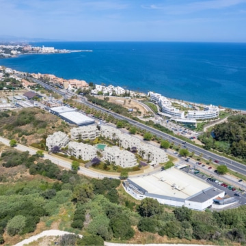 Stunning sea views penthouse 3 bedrooms, great terrace of 65 sqm and a solarium of plus 95 sqm, in Mala Kai Estepona Picture 21