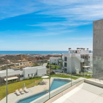 Luxury penthouse with stunning panoramic views of the mediterranean sea in Real de La Quinta, Benahavis Picture 36