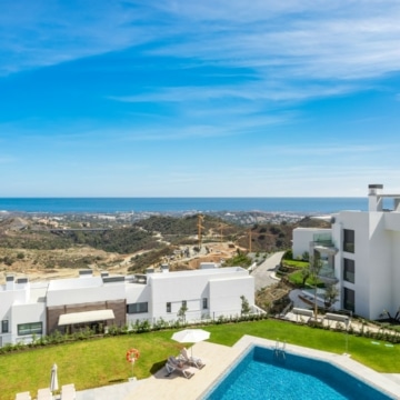 Luxury penthouse with stunning panoramic views of the mediterranean sea in Real de La Quinta, Benahavis Picture 50