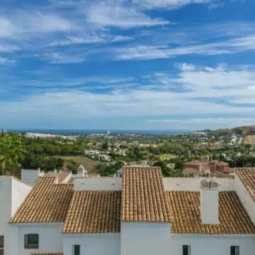 Outstanding duplex penthouse in La Quinta Village, Nueva Andalucia Picture 30