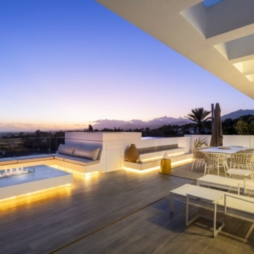 Stunning modern villa nestled in the heart of Nagueles, Marbella Golden Mile Picture 20