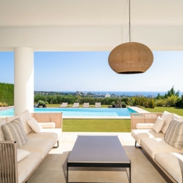 Magnificent villa with panoramic sea views in Santa Clara Golf, Marbella Picture 12