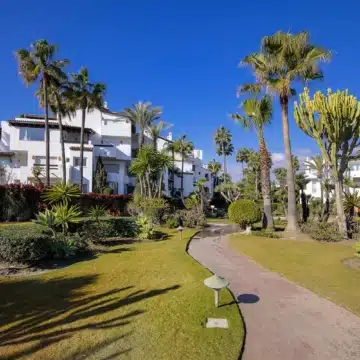 Beautiful 2-bedroom apartment in Costalita, Estepona Picture 20