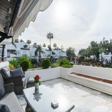 Stunning beachfront apartment in Alcazaba Beach, Estepona Picture 17