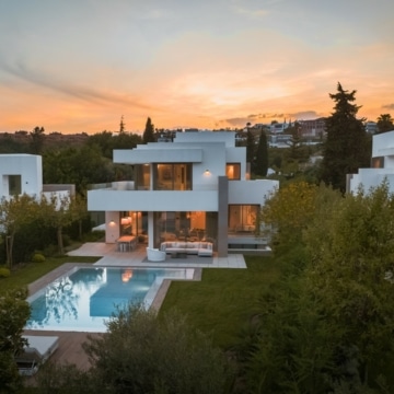 King’s Hills – Nine luxury villas in the prime residential area of El Paraiso, Estepona Picture 8