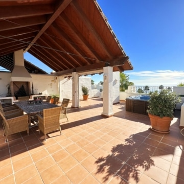 Frontline beach duplex penthouse on The New Golden Mile, Estepona Picture 0